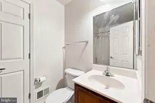 5064 G St SE, Washington, DC 20019 - Photo 16