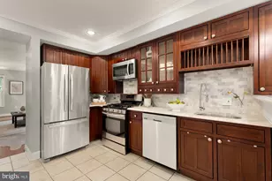 1740 L St NE, Washington, DC 20002 - Photo 8