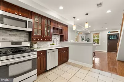 1740 L Street NE, Washington, DC 20002 - Photo 10