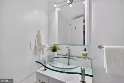 1015 33rd Street NW #409, Washington, DC 20007 - Photo 12