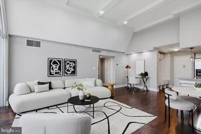 700 7th Street SW #817, Washington, DC 20024 - Photo 6