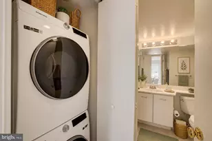 2111 Wisconsin Ave NW, Washington, DC 20007 - Photo 12