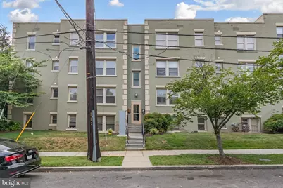 4402 1st Place NE #32, Washington, DC 20011 - Photo 2