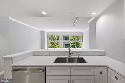 777 7th Street NW #1021, Washington, DC 20001 - Photo 6