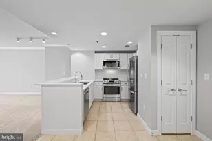777 7th St NW, Washington, DC 20001 - Photo 4