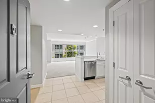 777 7th St NW, Washington, DC 20001 - Photo 2