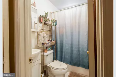 1111 16th Street NE, Washington, DC 20002 - Photo 8