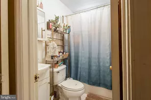 1111 16th St NE, Washington, DC 20002 - Photo 8