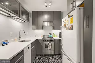 1801 Clydesdale Pl NW, Washington, DC 20009 - Photo 10