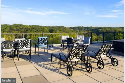 1801 Clydesdale Place NW #222, Washington, DC 20009 - Photo 2
