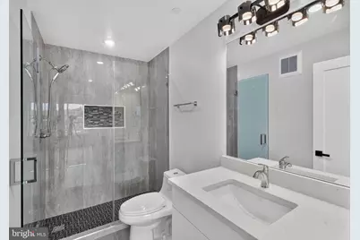1650 Columbia Road NW #201, Washington, DC 20009 - Photo 6