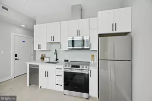 2213 M St NE, Washington, DC 20002 - Photo 2