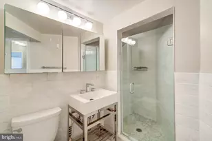 4200 Cathedral Ave NW, Washington, DC 20016 - Photo 24