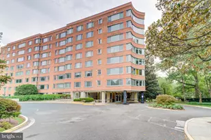 4200 Cathedral Ave NW, Washington, DC 20016 - Photo 2