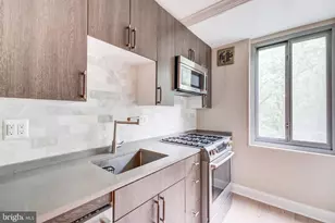 4200 Cathedral Ave NW, Washington, DC 20016 - Photo 4