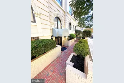 2138 California Street NW #107, Washington, DC 20008 - Photo 2