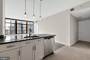 437 New York Ave NW, Washington, DC 20001 - Photo 2