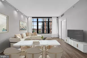 437 New York Ave NW, Washington, DC 20001 - Photo 2