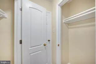 950 NW 25th Street NW, Washington, DC 20037 - Photo 14
