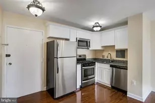 950 NW 25th Street NW, Washington, DC 20037 - Photo 2