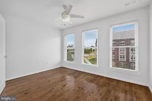 909 5th St SE, Washington, DC 20003 - Photo 18