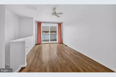 909 5th Street SE, Washington, DC 20003 - Photo 12