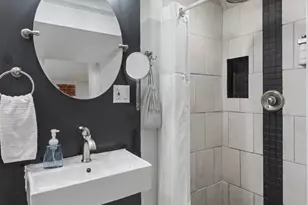 721 Harvard St NW, Washington, DC 20001 - Photo 26