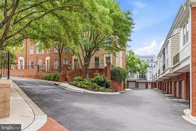 2407 20th Street NW #1096, Washington, DC 20009 - Photo 30