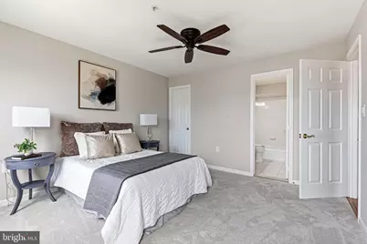 2407 20th Street NW #1096, Washington, DC 20009 - Photo 18