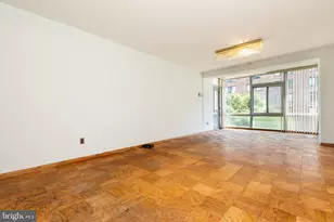 730 24th St NW NW, Washington, DC 20037 - Photo 2
