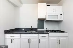 730 24th St NW NW, Washington, DC 20037 - Photo 6