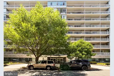 730 24th St NW NW, Washington, DC 20037 - Photo 32