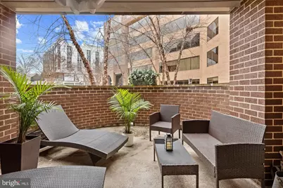 2111 Wisconsin Avenue NW #108, Washington, DC 20007 - Photo 1