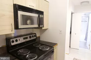 2111 Wisconsin Ave NW, Washington, DC 20007 - Photo 12