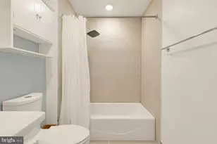 525 Water Street SW, Washington, DC 20024 - Photo 16