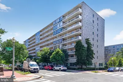 730 24th St NW #512, Washington, DC 20037 - Photo 2