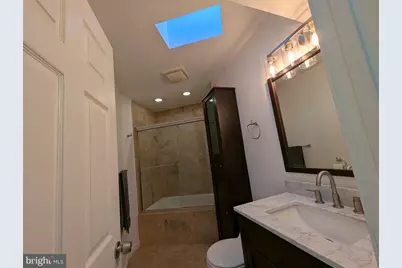 615 3rd Street NE #9, Washington, DC 20002 - Photo 2