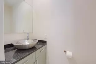 1700 Kalorama Rd NW, Washington, DC 20009 - Photo 14