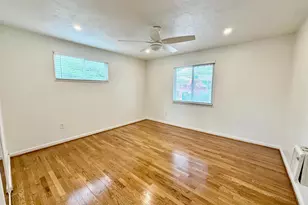 4605 Hanna Pl SE, Washington, DC 20019 - Photo 10