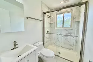 4605 Hanna Pl SE, Washington, DC 20019 - Photo 12