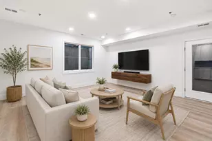 710 E St SE, Washington, DC 20003 - Photo 2