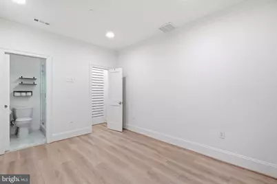 710 E Street SE #2, Washington, DC 20003 - Photo 12