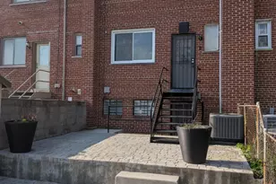 1249 Farragut Pl NE, Washington, DC 20017 - Photo 2