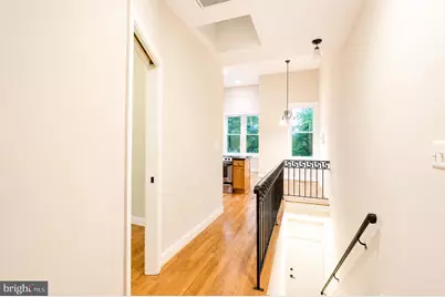 1911 8th NW, Washington, DC 20001 - Photo 2
