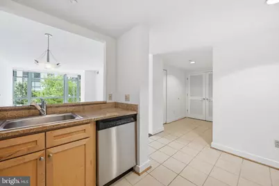 1150 K Street NW #404, Washington, DC 20005 - Photo 12