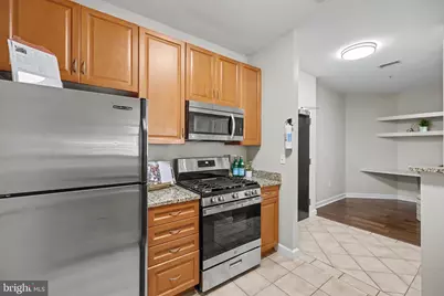 1111 25th Street NW #923, Washington, DC 20037 - Photo 16