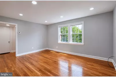 2102 Suitland Terrace SE #302, Washington, DC 20020 - Photo 4
