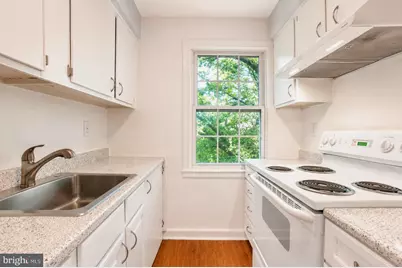 2102 Suitland Terrace SE #302, Washington, DC 20020 - Photo 10