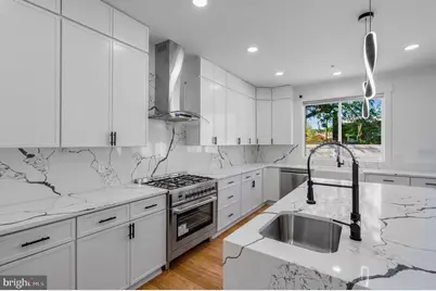 4626 Brooks Street NE, Washington, DC 20019 - Photo 6