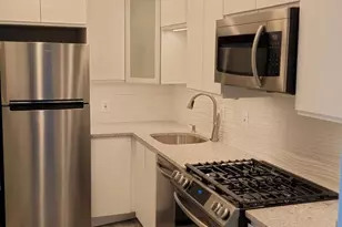 490 M Street SW, Washington, DC 20024 - Photo 4
